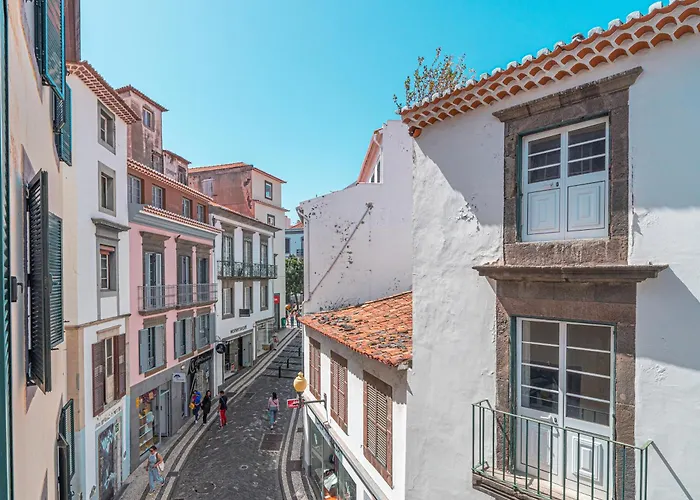 Tanoeiros Apartments